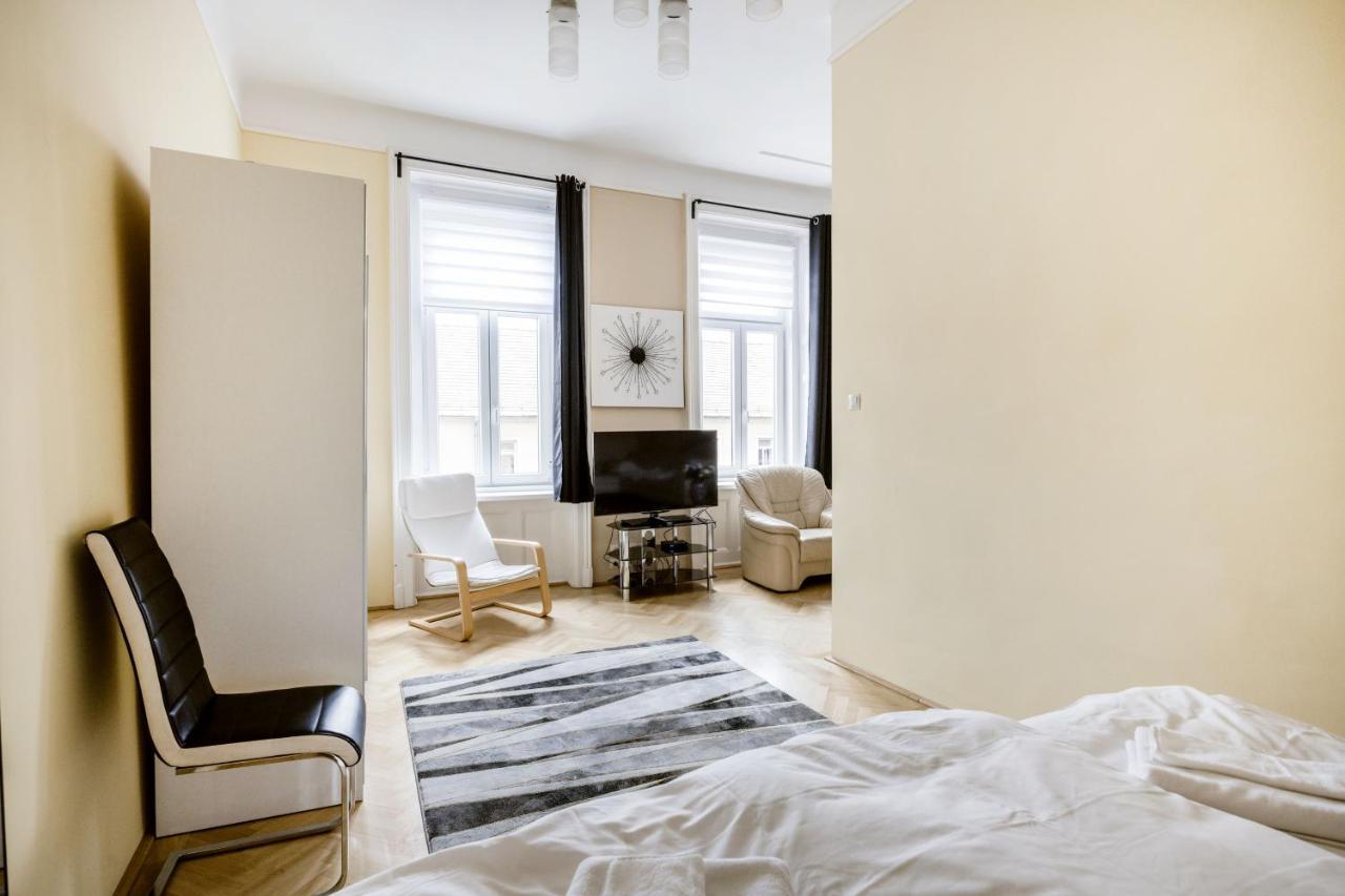 Bubbles Apartment Budapest Esterno foto