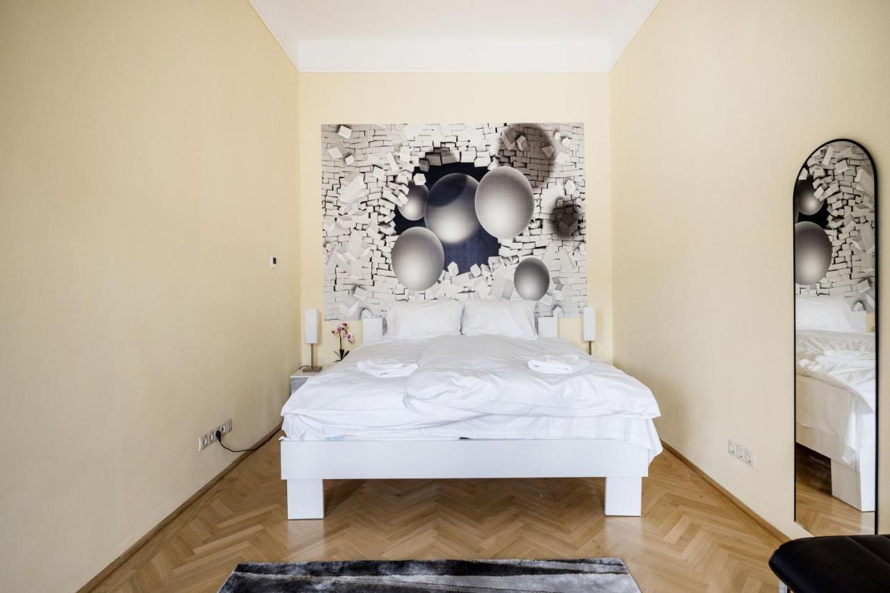 Bubbles Apartment Budapest Esterno foto